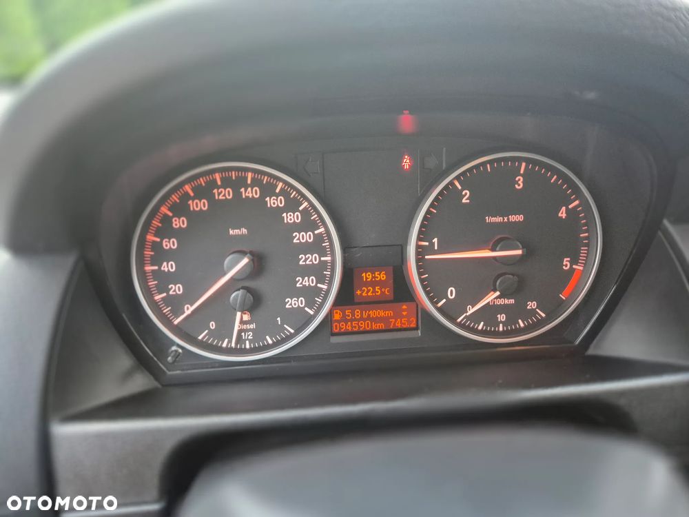 BMW X1 xDrive18d xLine - 15