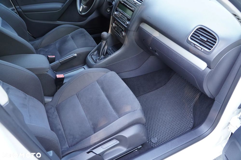 Volkswagen Golf 1.4 TSI Highline - 14