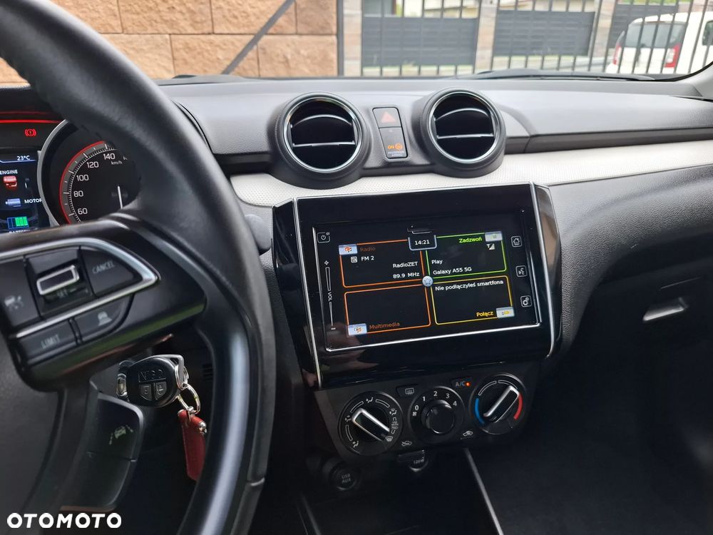 Suzuki Swift 1.2 Dualjet SHVS Premium Plus CVT - 14
