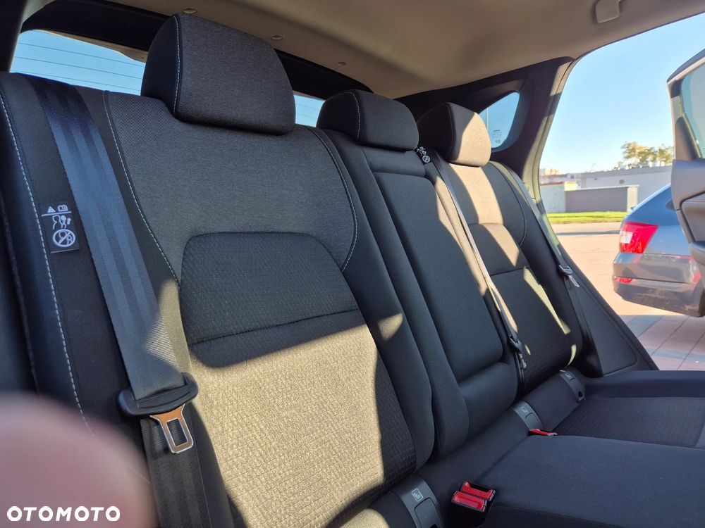 Nissan Qashqai 1.3 DIG-T N-CONNECTA - 15