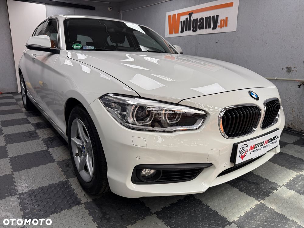 BMW Seria 1 - 22