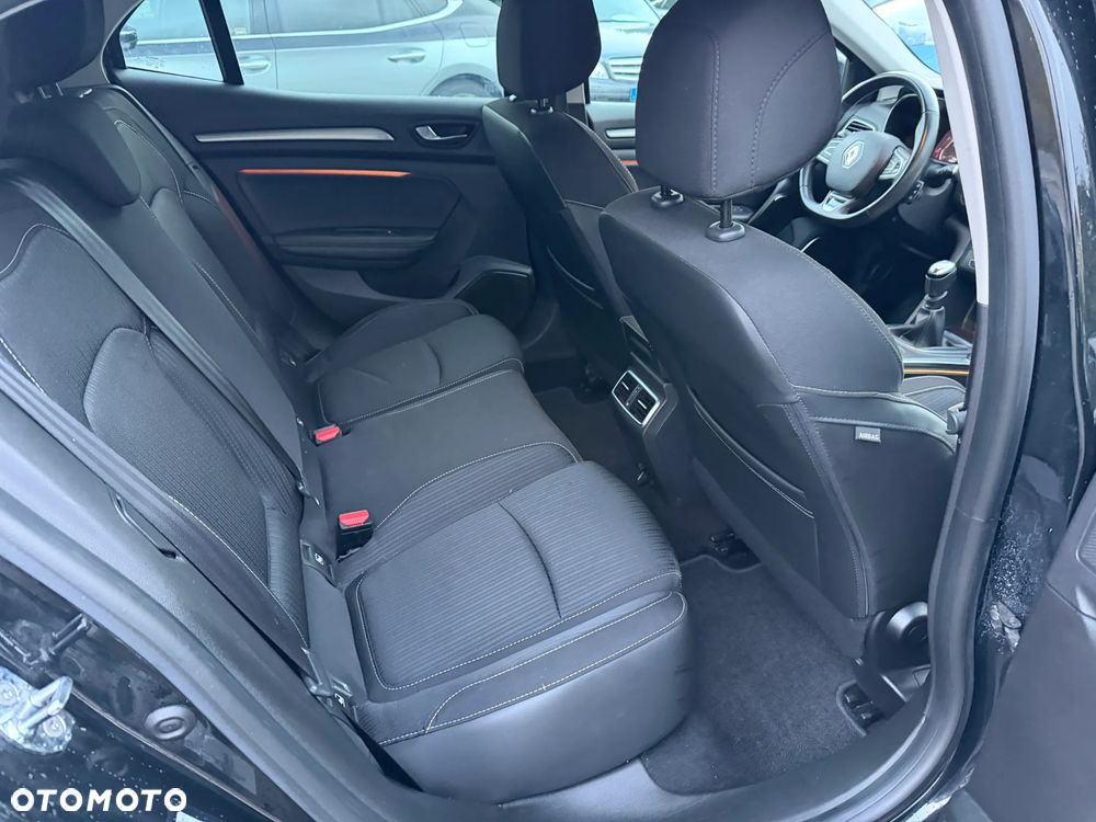Renault Megane TCe 115 GPF LIMITED - 34