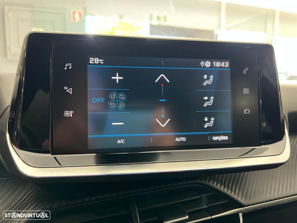 Peugeot 2008 1.5 BlueHDi Active Pack EAT8 - 27