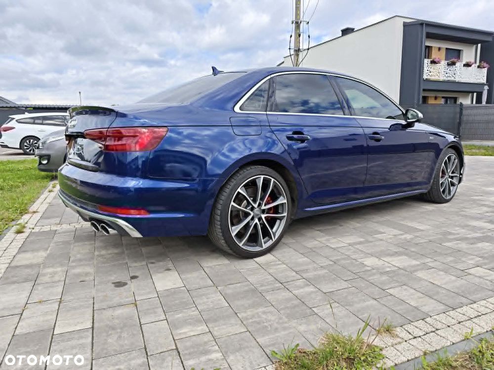 Audi S4 Limousine - 7