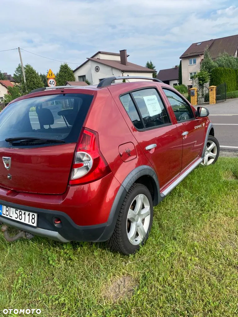 Dacia Sandero Stepway 1.6 - 4