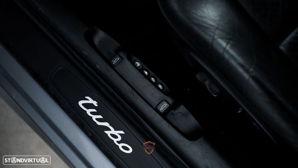 Porsche 911 (996) ver-carrera-coup--turbo - 22