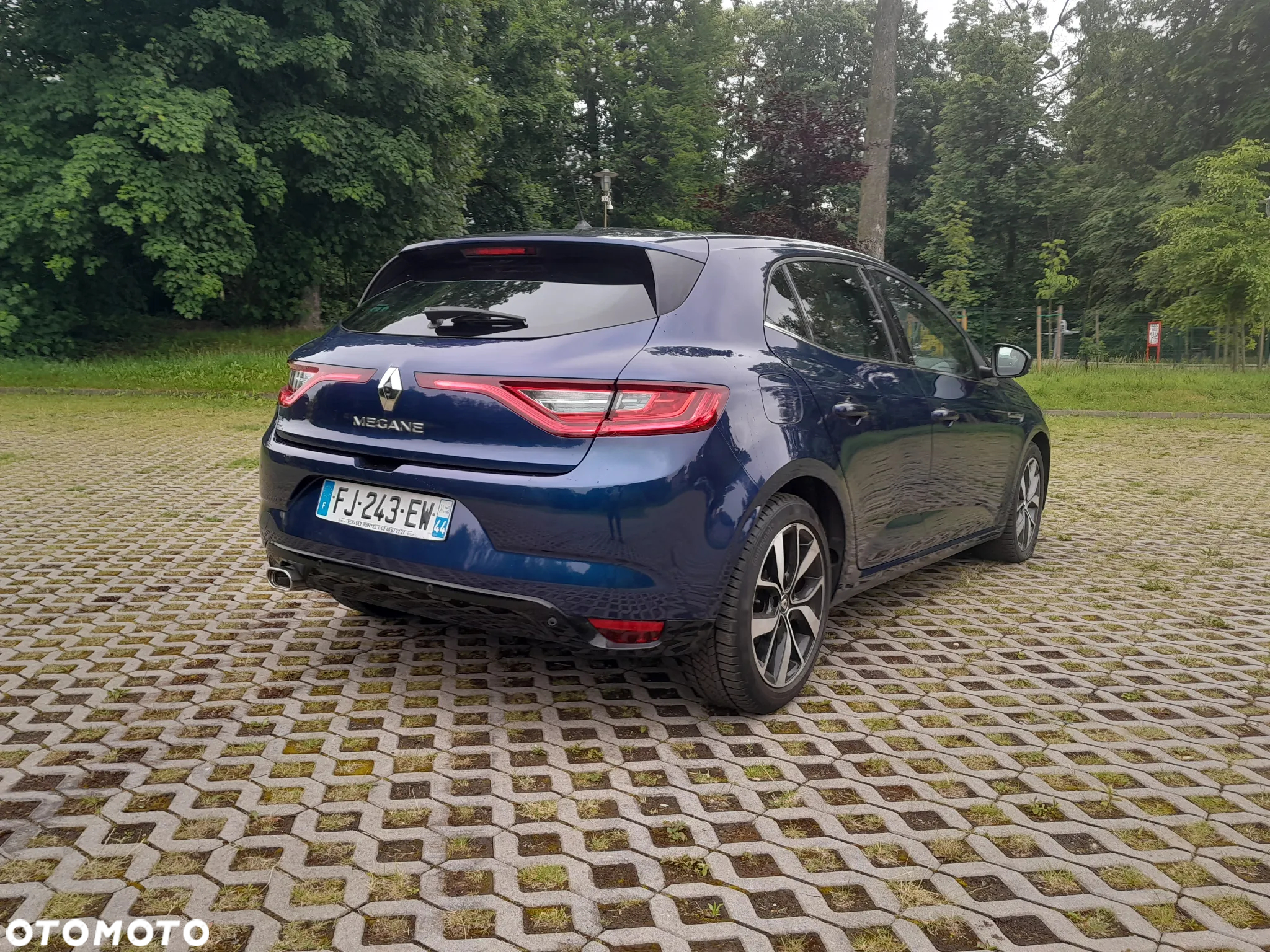 Renault Megane 1.5 dCi Limited EDC - 5