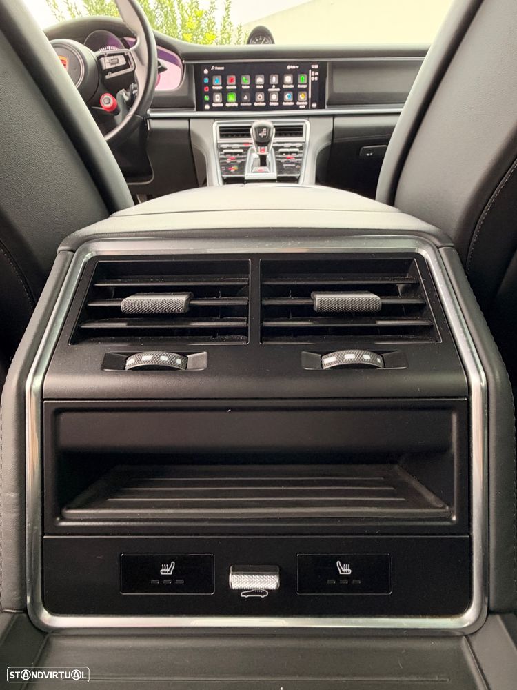 Porsche Panamera - 22