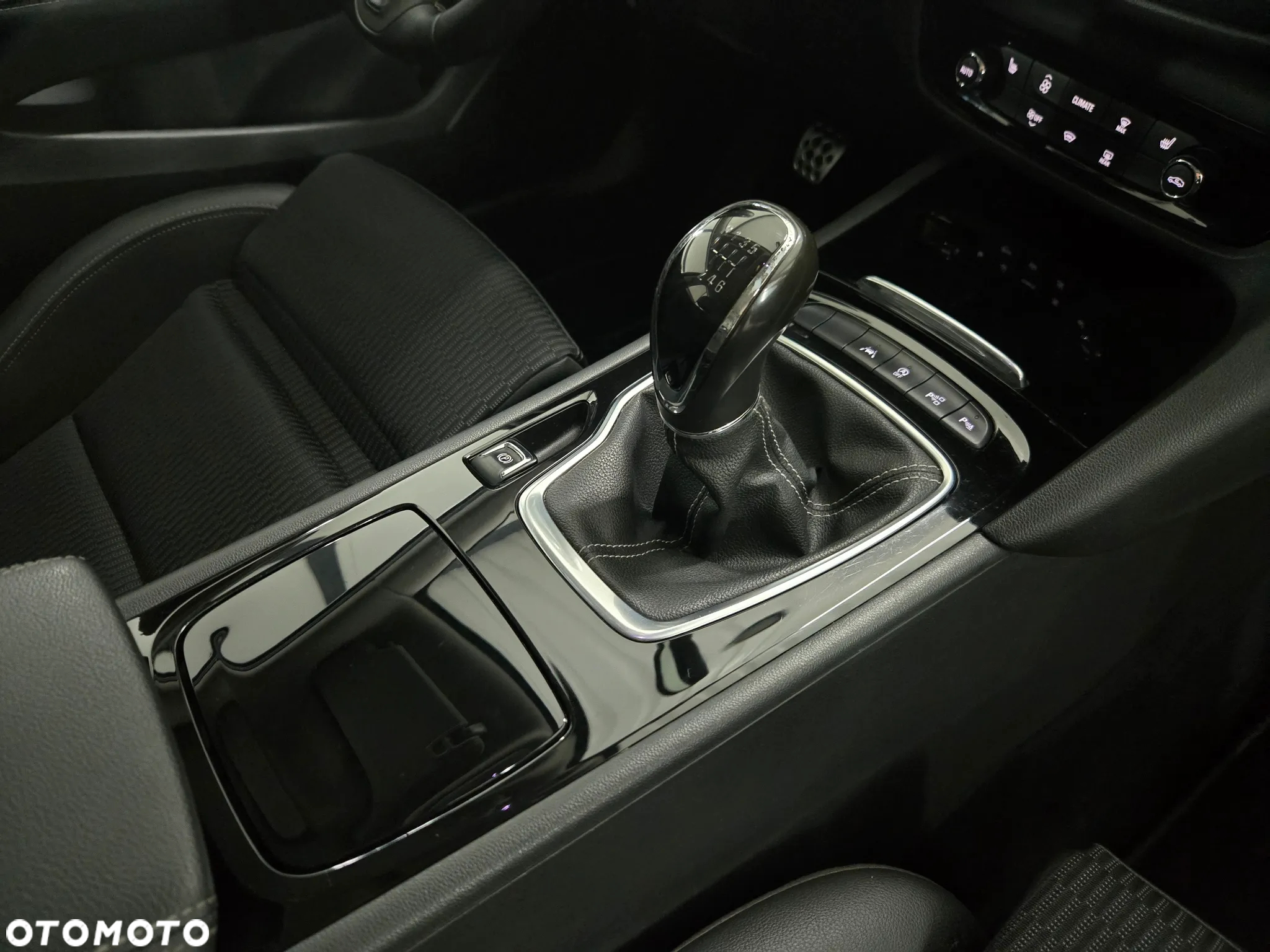 Opel Insignia Sports Tourer 2.0 Diesel Innovation - 23