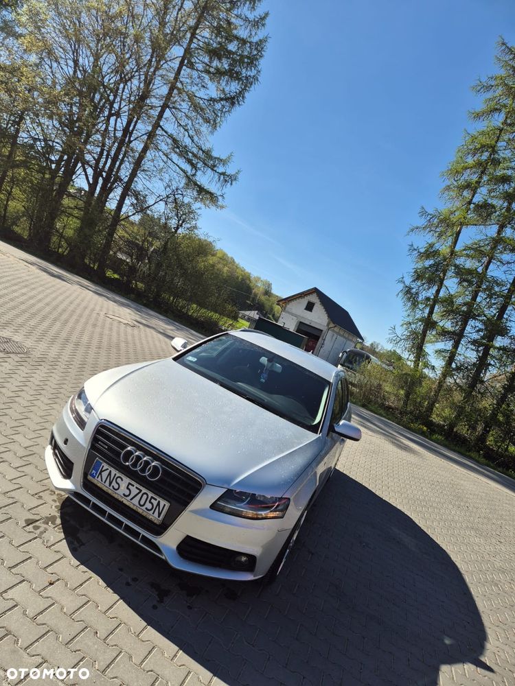 Audi A4 Avant 2.0 TDI Quattro - 9