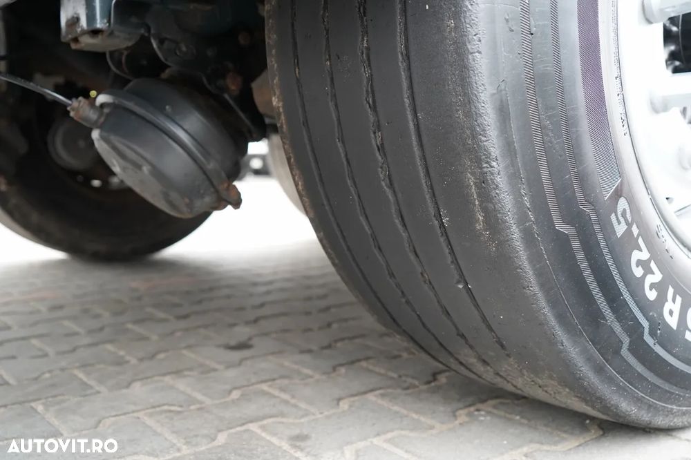 Fruehauf CORTINĂ / STANDARD / LIFT / BALCĂ PODEA PUTERNICĂ / AXĂ RIDICATĂ - 26