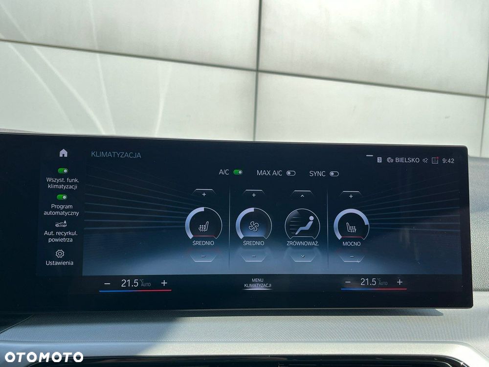 BMW Seria 3 330e xDrive Sport Line - 33