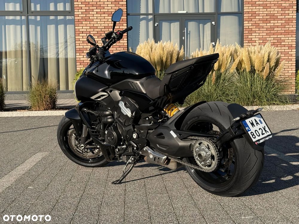 Ducati Diavel - 2