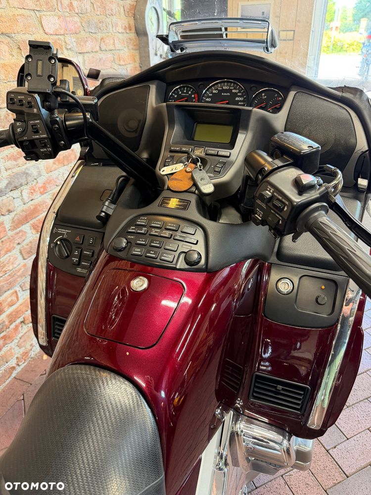 Honda GL - 16