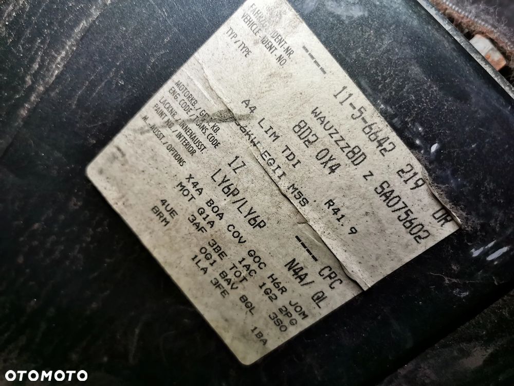 Klapa bagażnika Audi A4 B5 - 3