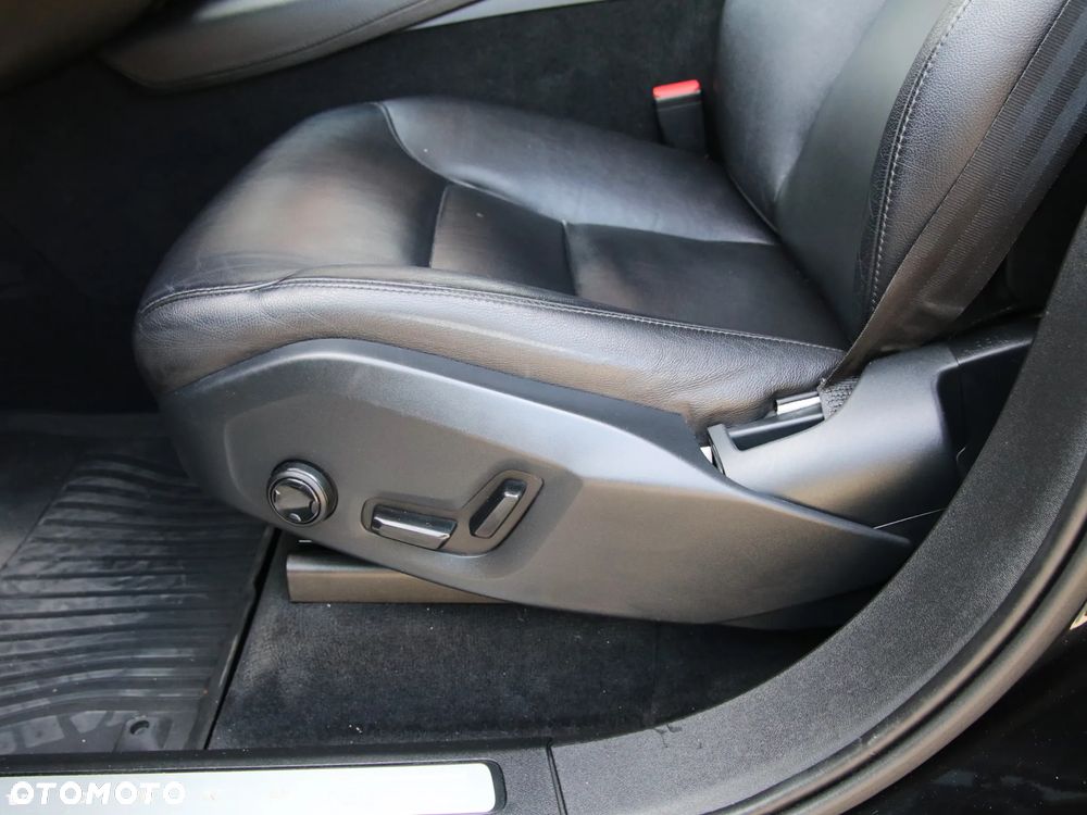 Volvo XC 90 T5 AWD Momentum - 30