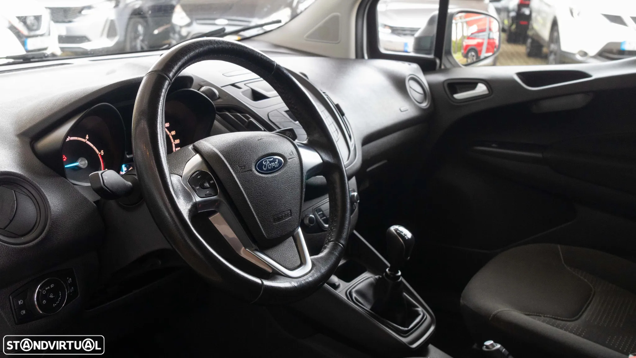 Ford Transit Courier 1.5 TDCi Trend - 4
