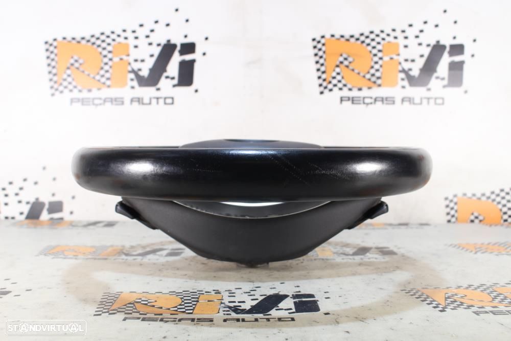 Volante Mercedes-Benz C-Class (W204)  Volante Mercedes Amg Class A B C - 4