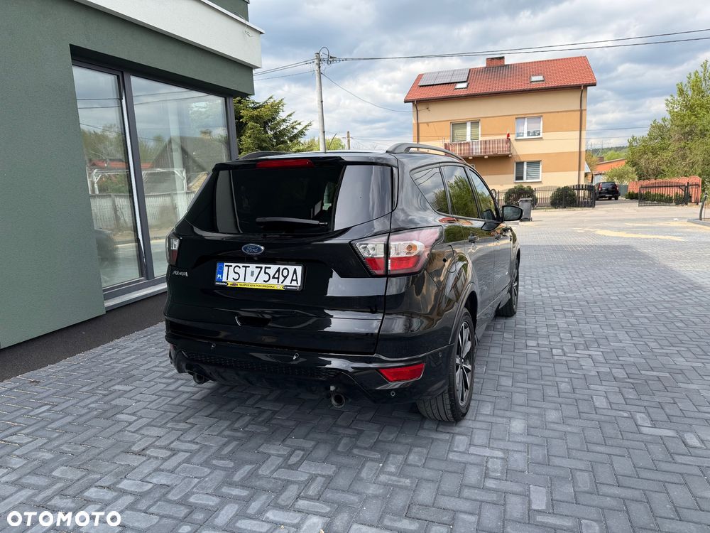 Ford Kuga 2.0 TDCi 4x4 ST-Line - 4