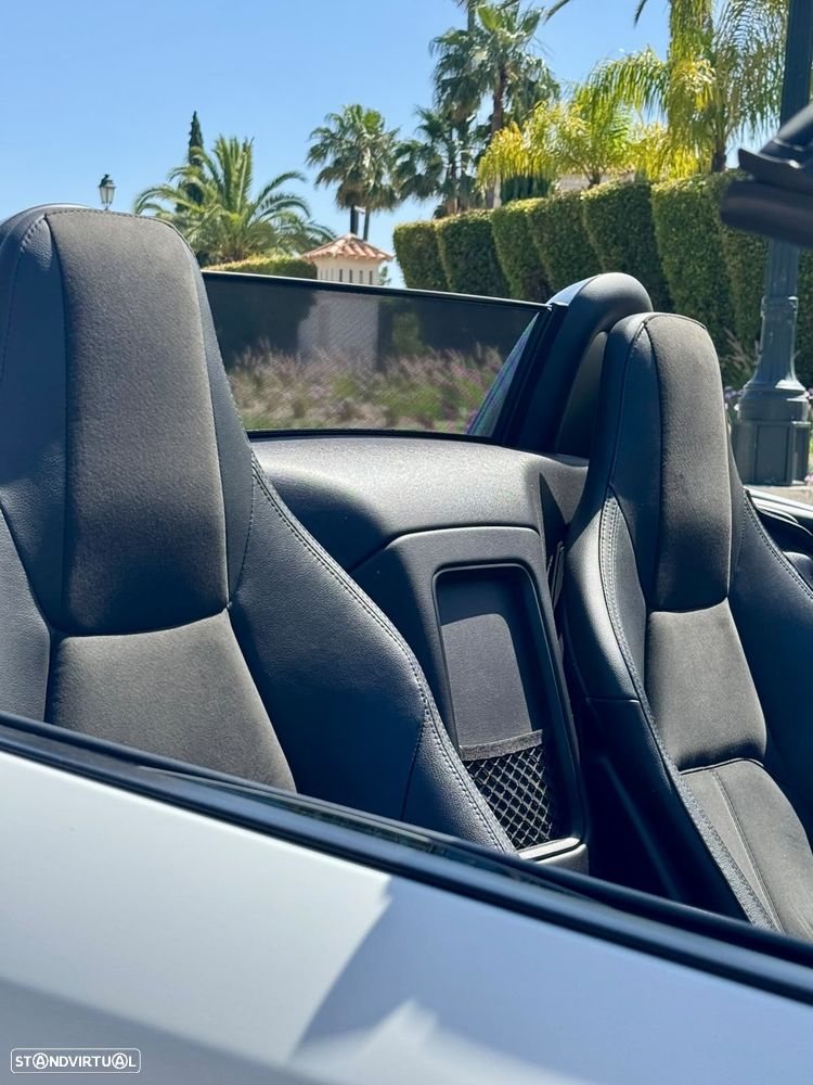 Jaguar F-Type 2.0 i4 R-Dynamic - 11