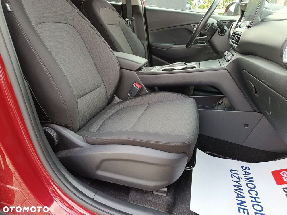 Hyundai Kona 64kWh Smart - 16