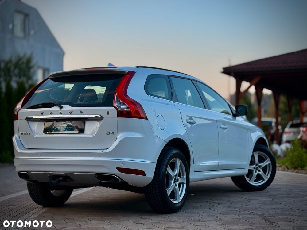 Volvo XC 60 D4 Drive-E Momentum - 15