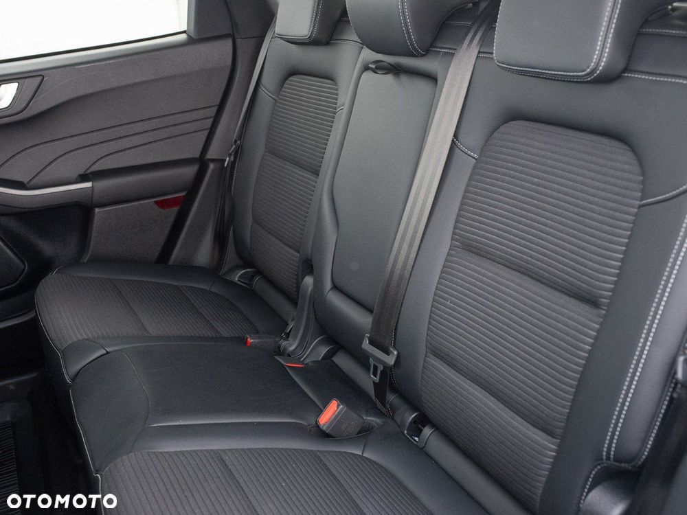 Ford Kuga 2.5 FHEV FWD Titanium - 30