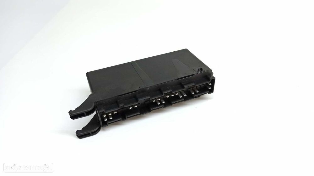 RELÉ MERCEDES CLASE C (W202) BERLINA 220 CDI (202.133) - 8