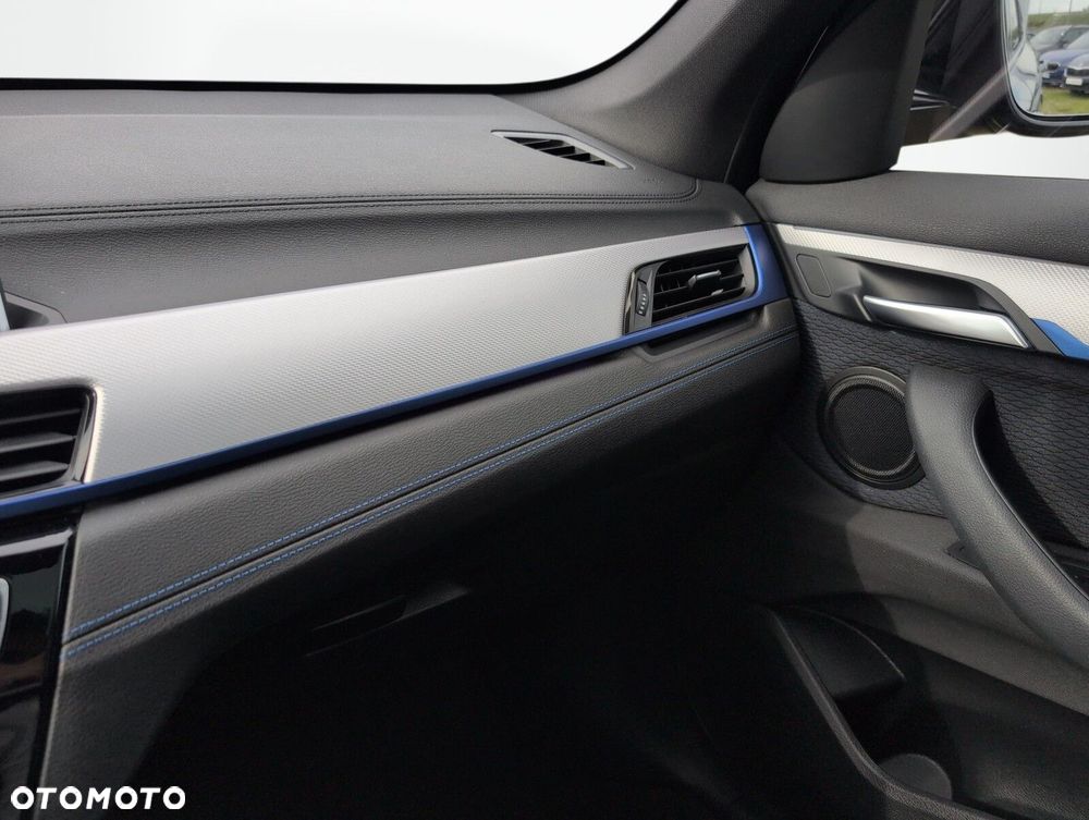 BMW X1 sDrive18i M Sport - 40
