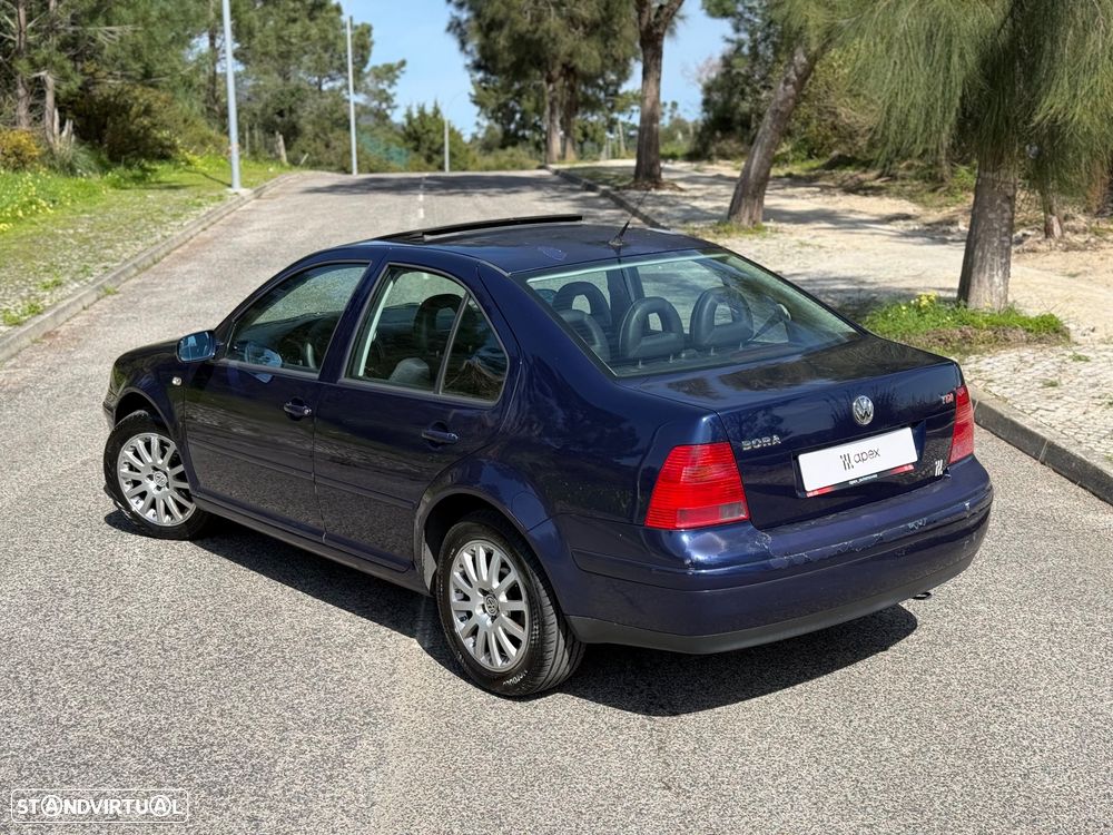 VW Bora 1.9 TDi Highline - 7