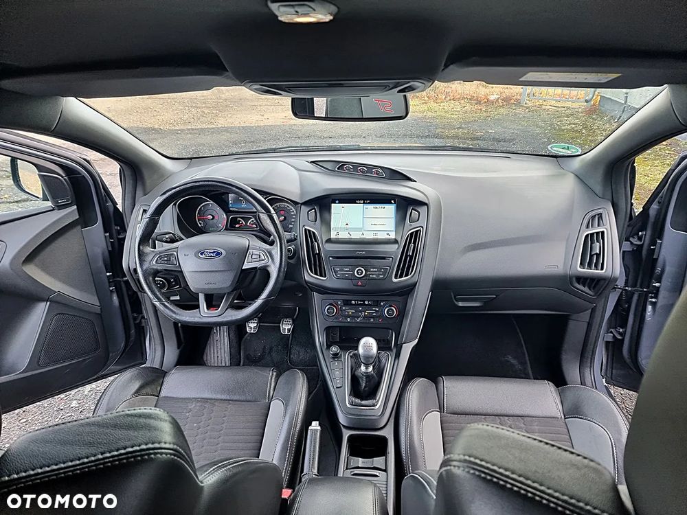 Ford Focus 2.0 TDCi ST-2 - 19
