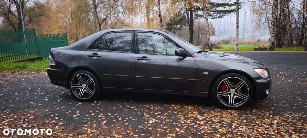 Lexus IS 200 Prestige - 14