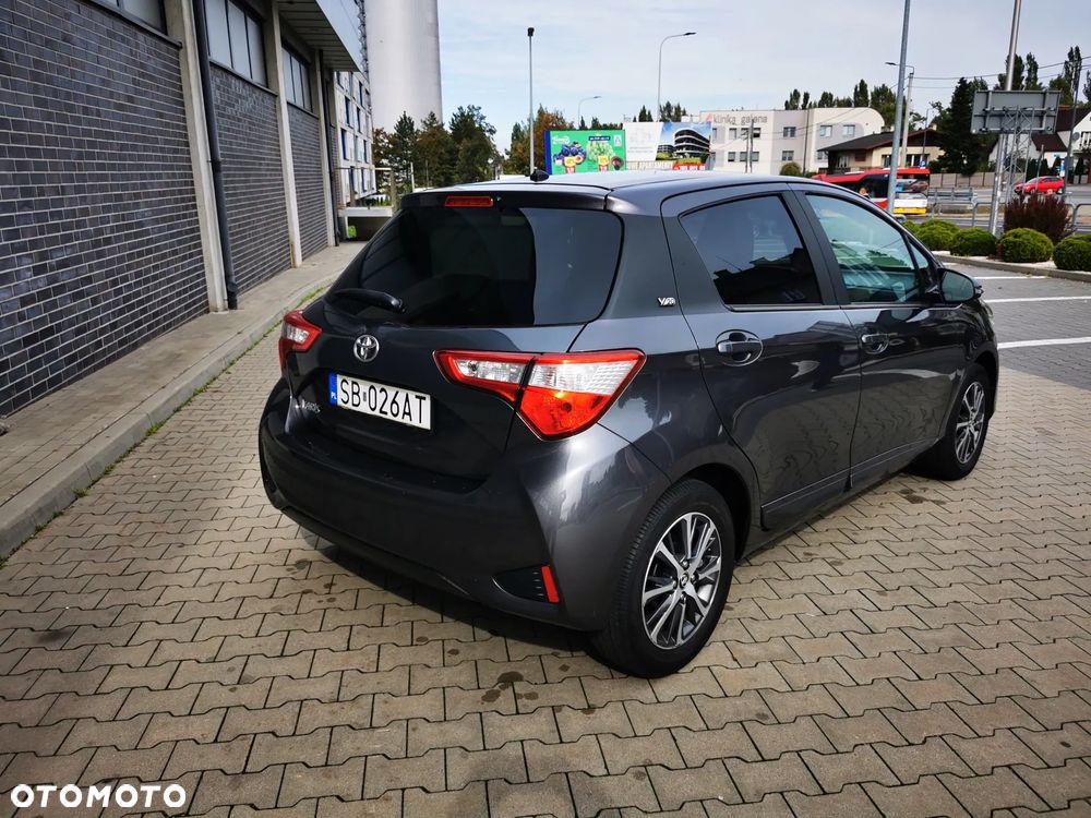 Toyota Yaris 1.5 20th Anniversary - 2