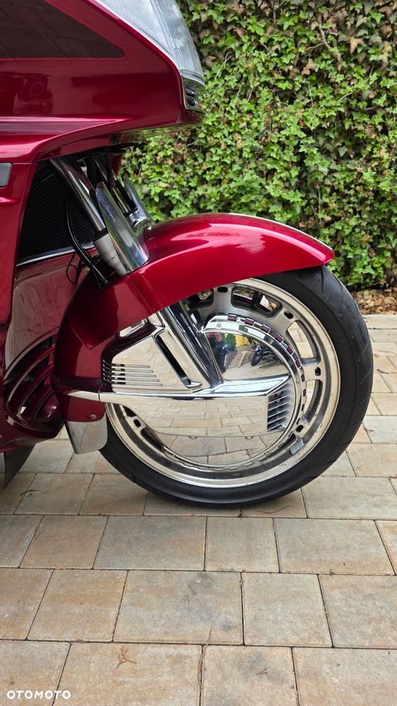 Honda GL - 6