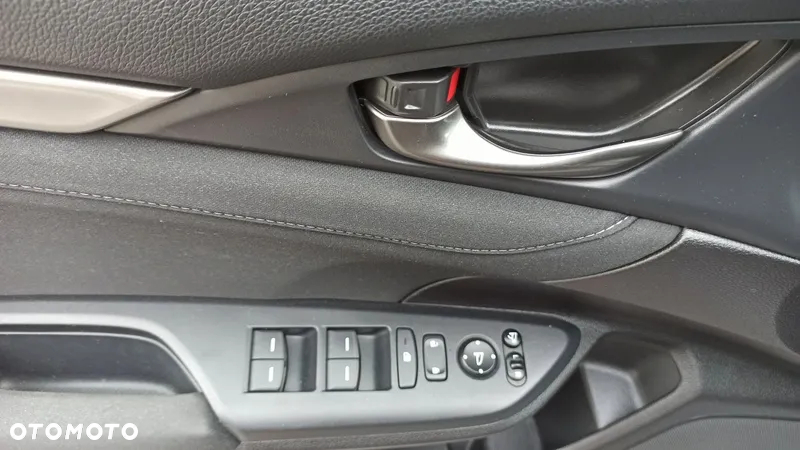 Honda Civic 1.0 i-VTEC Turbo Executive Premium - 32