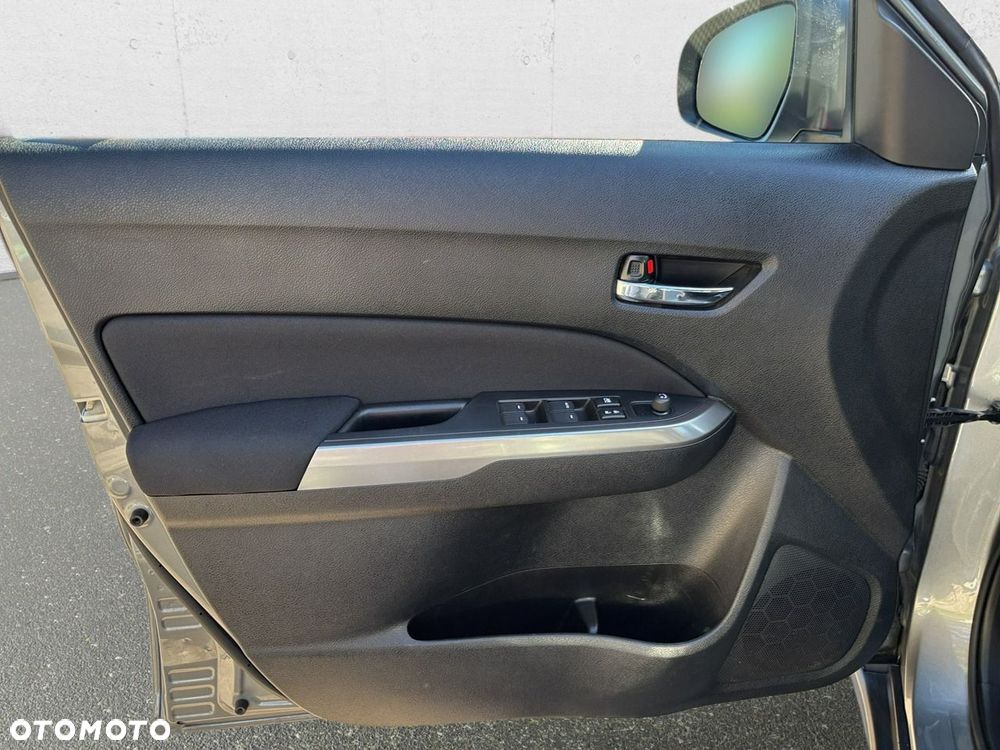 Suzuki Vitara - 10