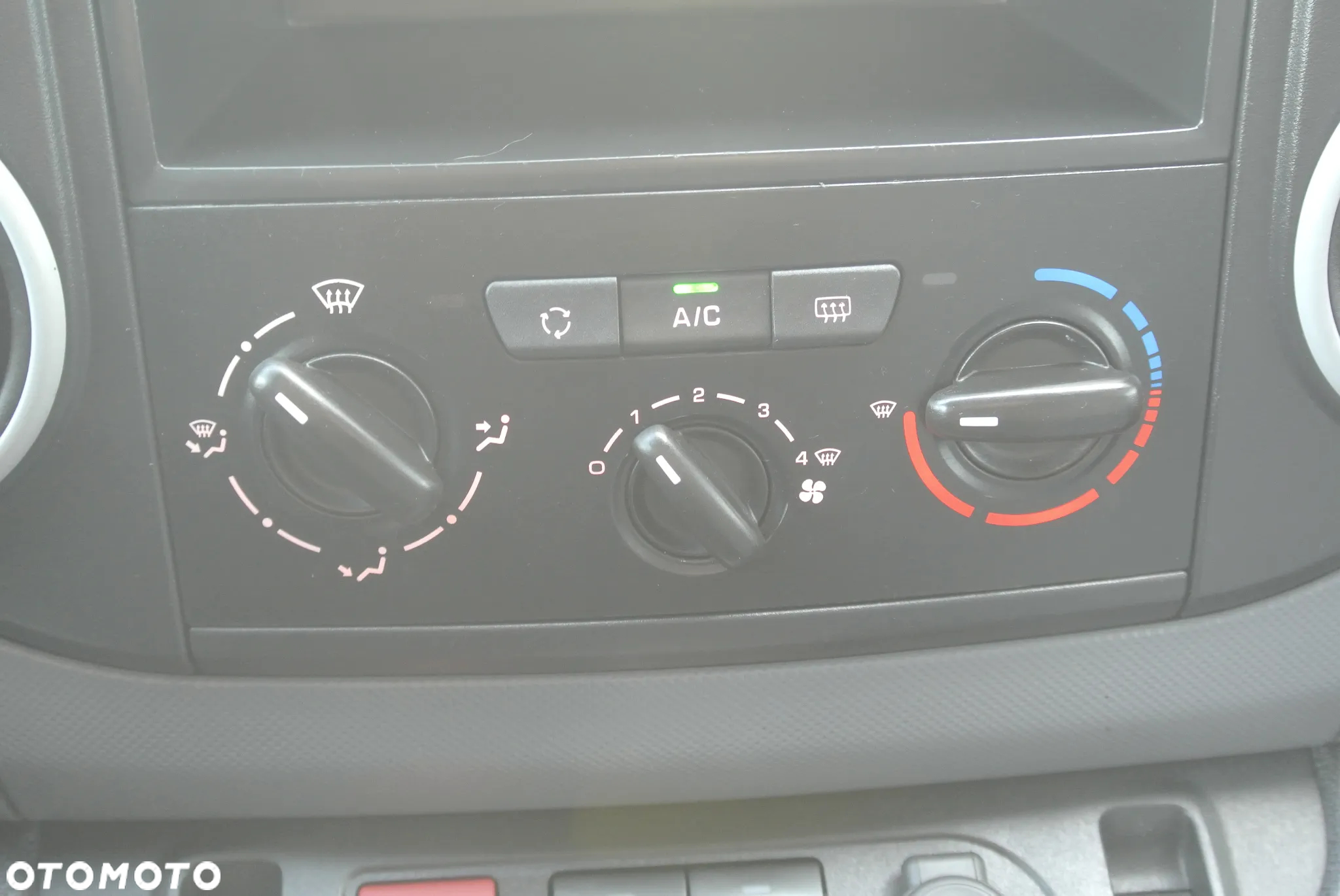 Peugeot Partner - 18