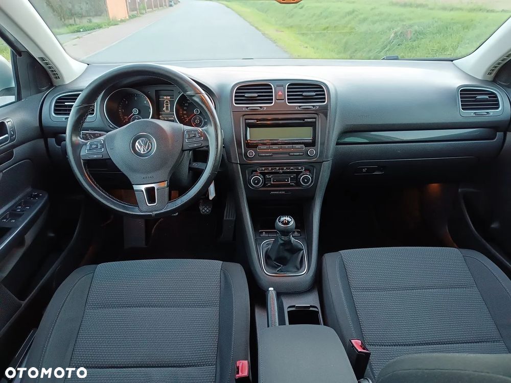 Volkswagen Golf VI 1.6 TDI BlueMot Comfortline - 7