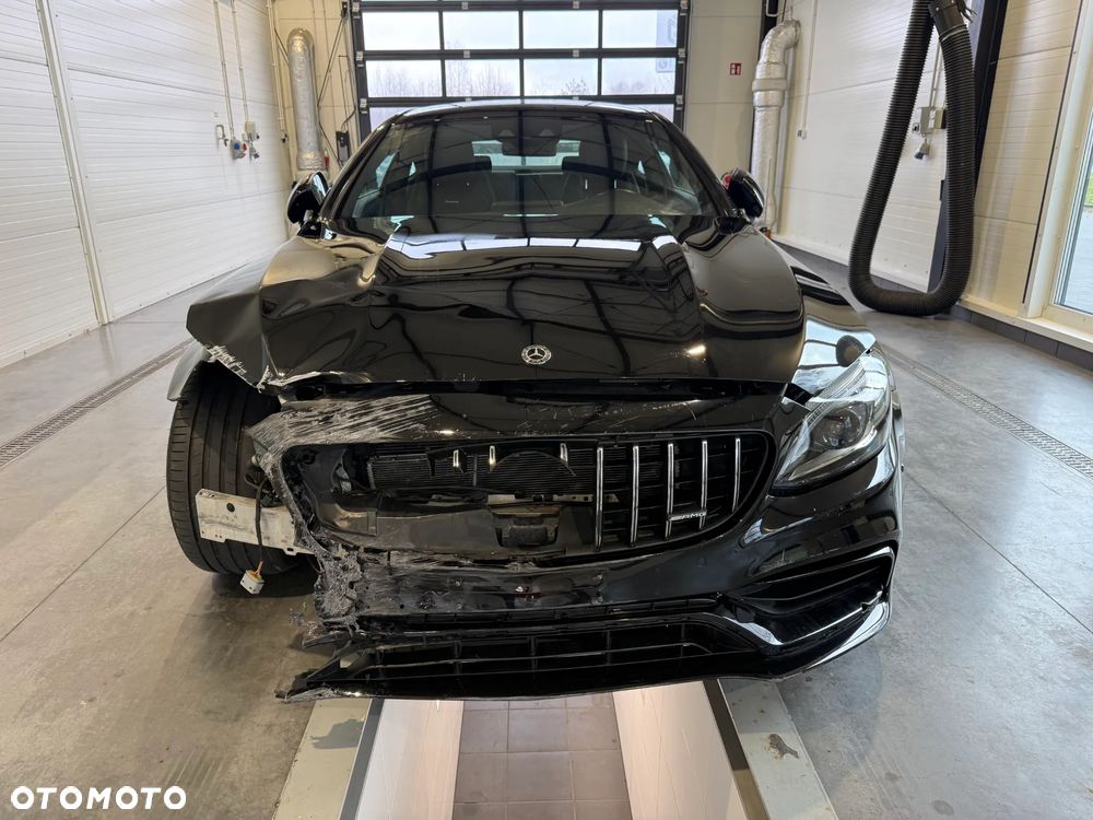 Mercedes-Benz Klasa C AMG 63 AMG Speedshift MCT 9G - 3