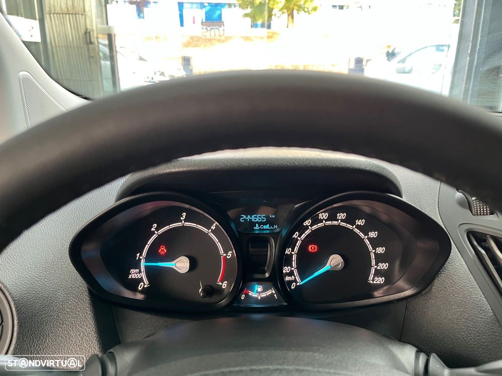 Ford Transit Courier 1.5 TDCi Ambiente - 11