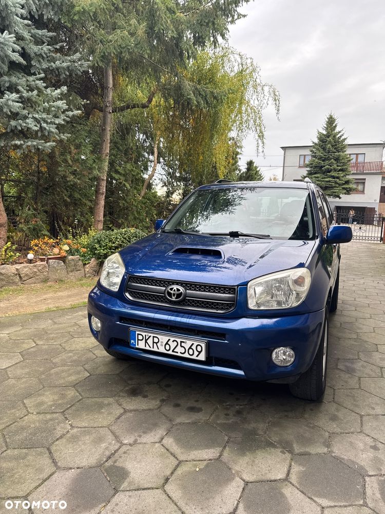 Toyota RAV4 2.0 D-4D 4x4 - 2