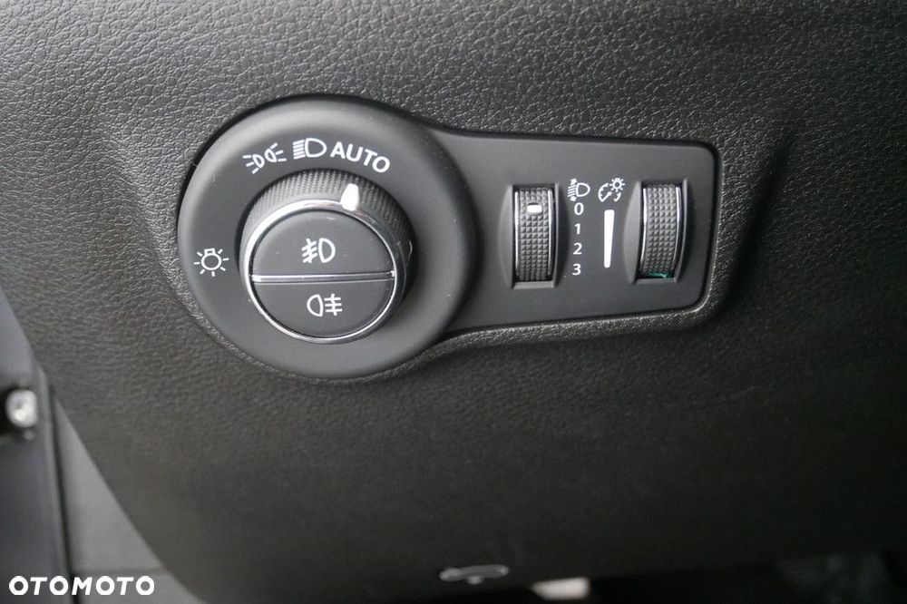 Jeep Compass - 27