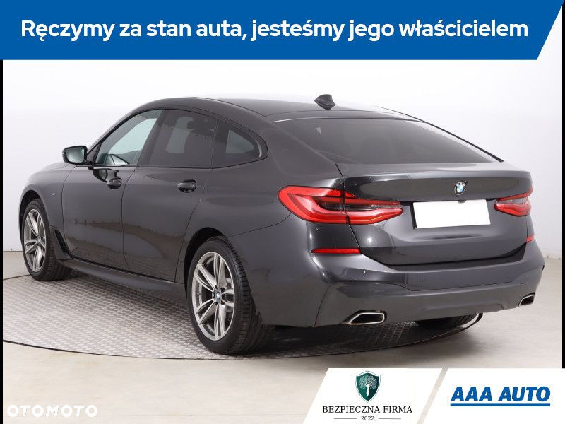 BMW 6GT - 5