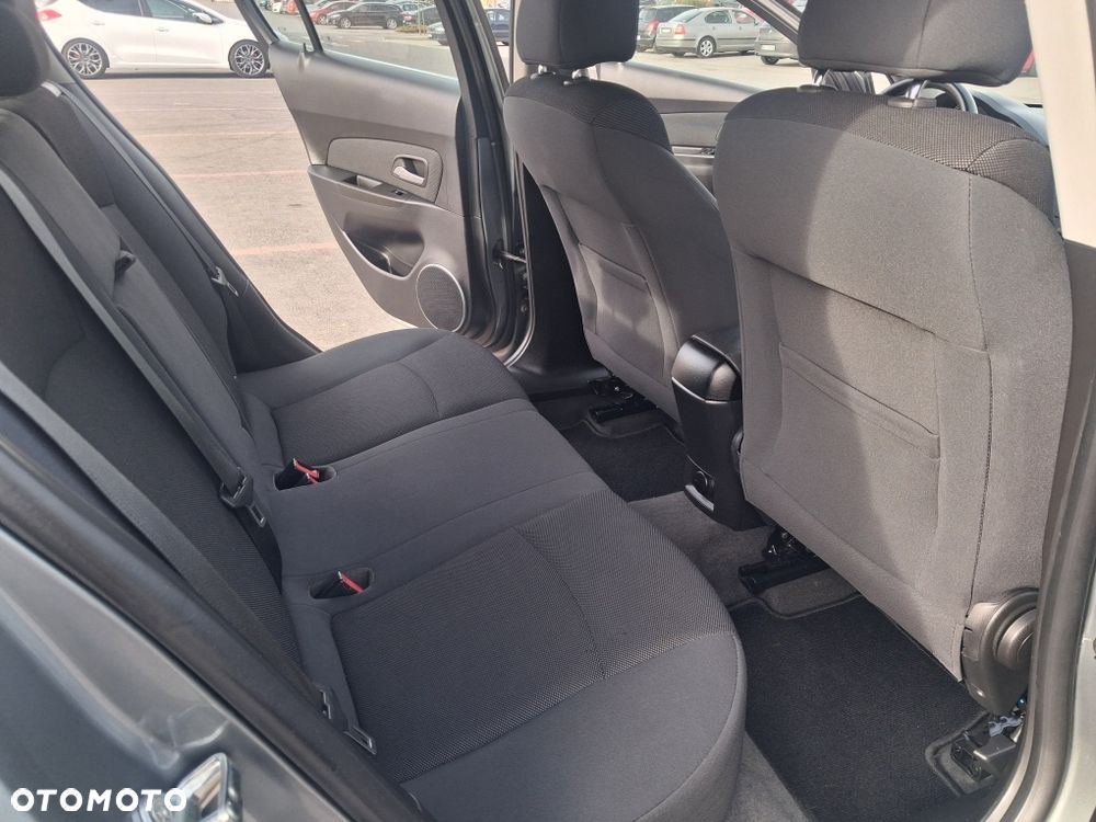 Chevrolet Cruze - 8