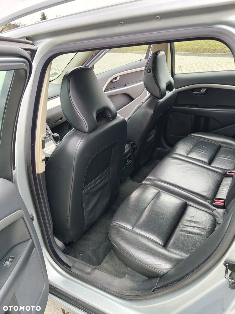 Volvo V70 - 8