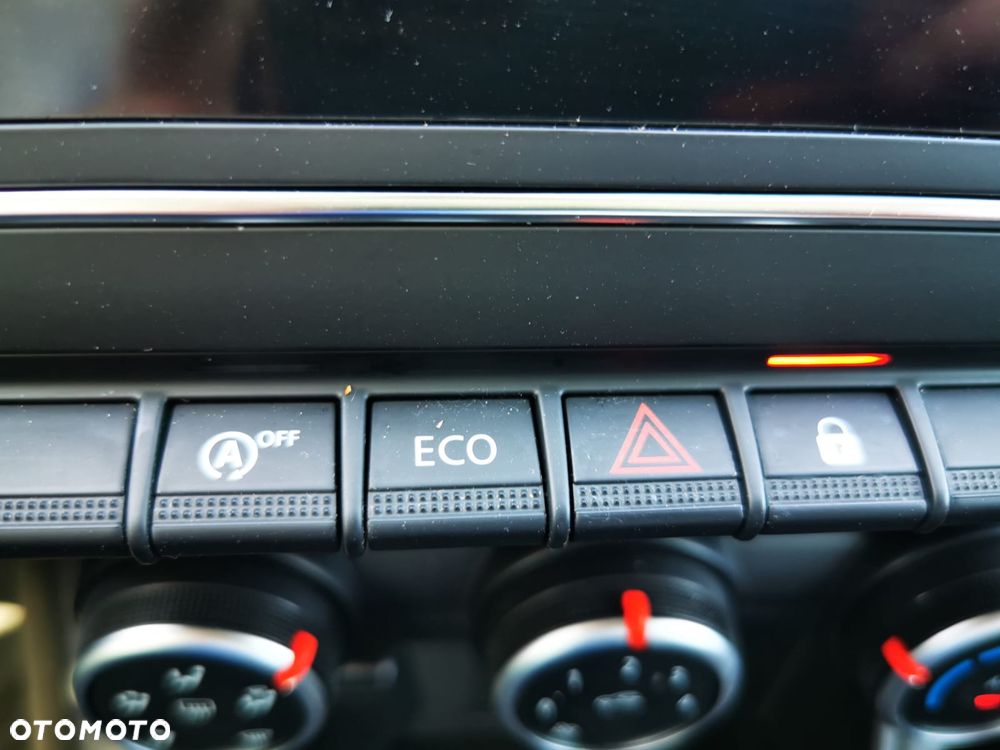 Renault Captur TCe 100 INTENS - 26