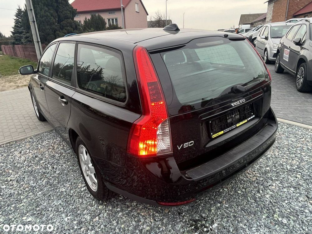 Volvo V50 - 2