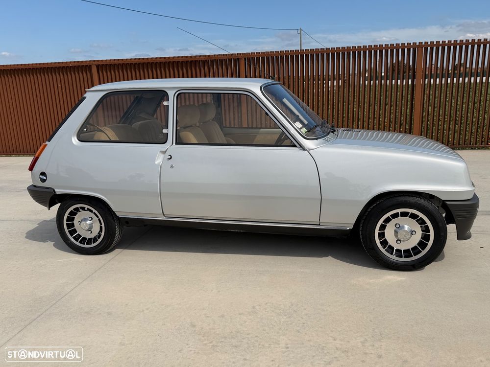 Renault 5 - 4