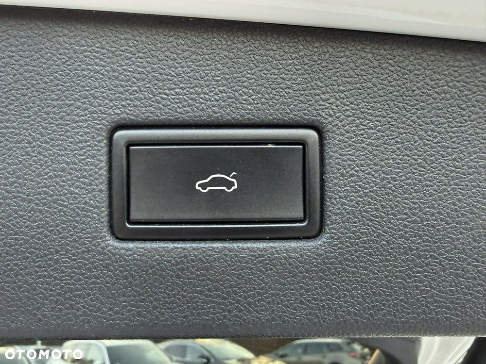 Volkswagen Tiguan Allspace - 21