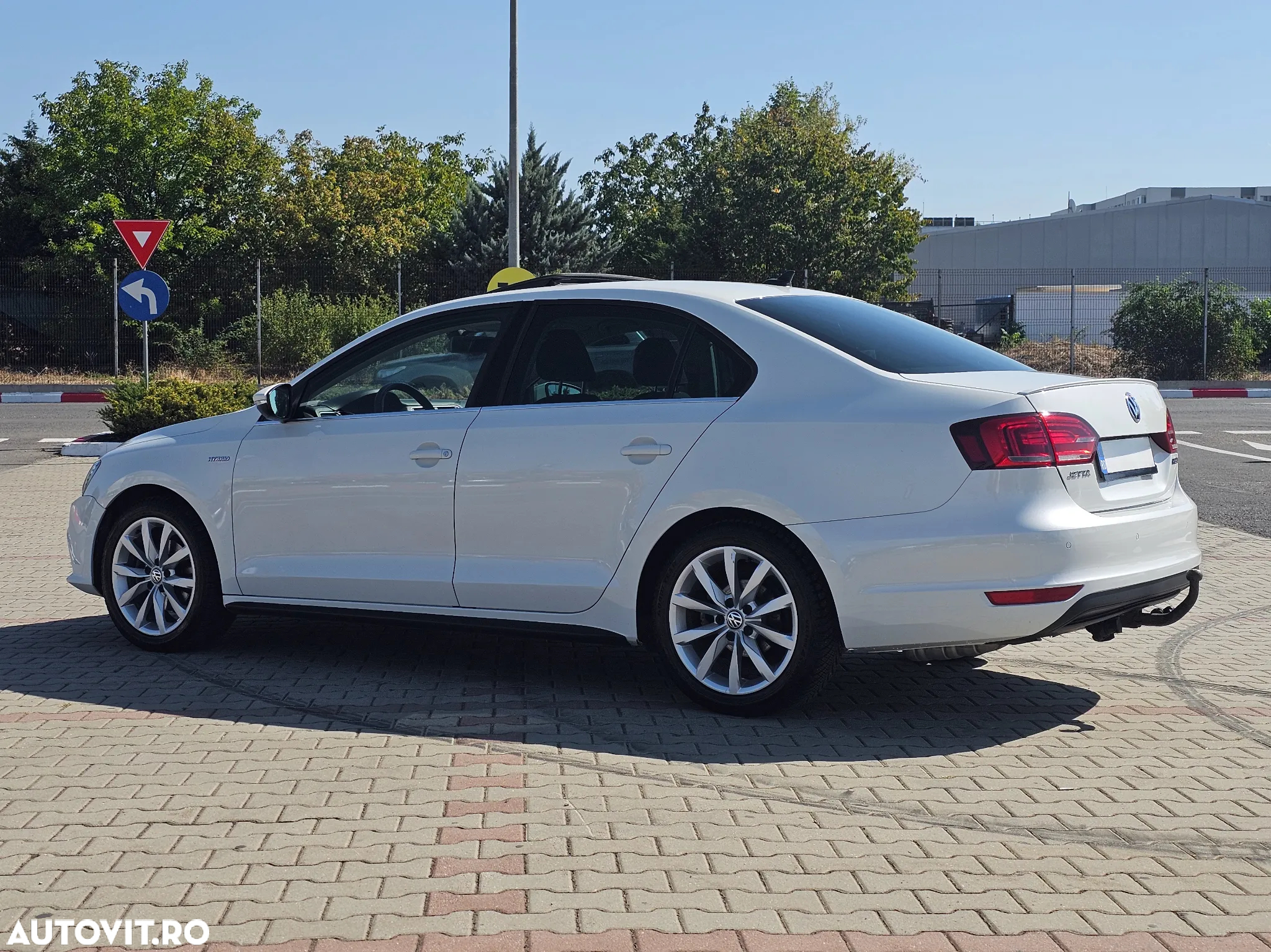 Volkswagen Jetta 1.4 Hybrid DSG Highline - 7
